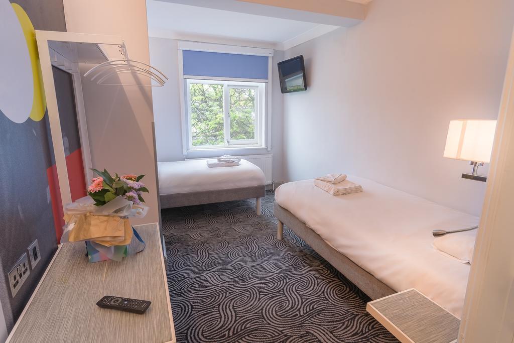 Victoria Inn London Luaran gambar