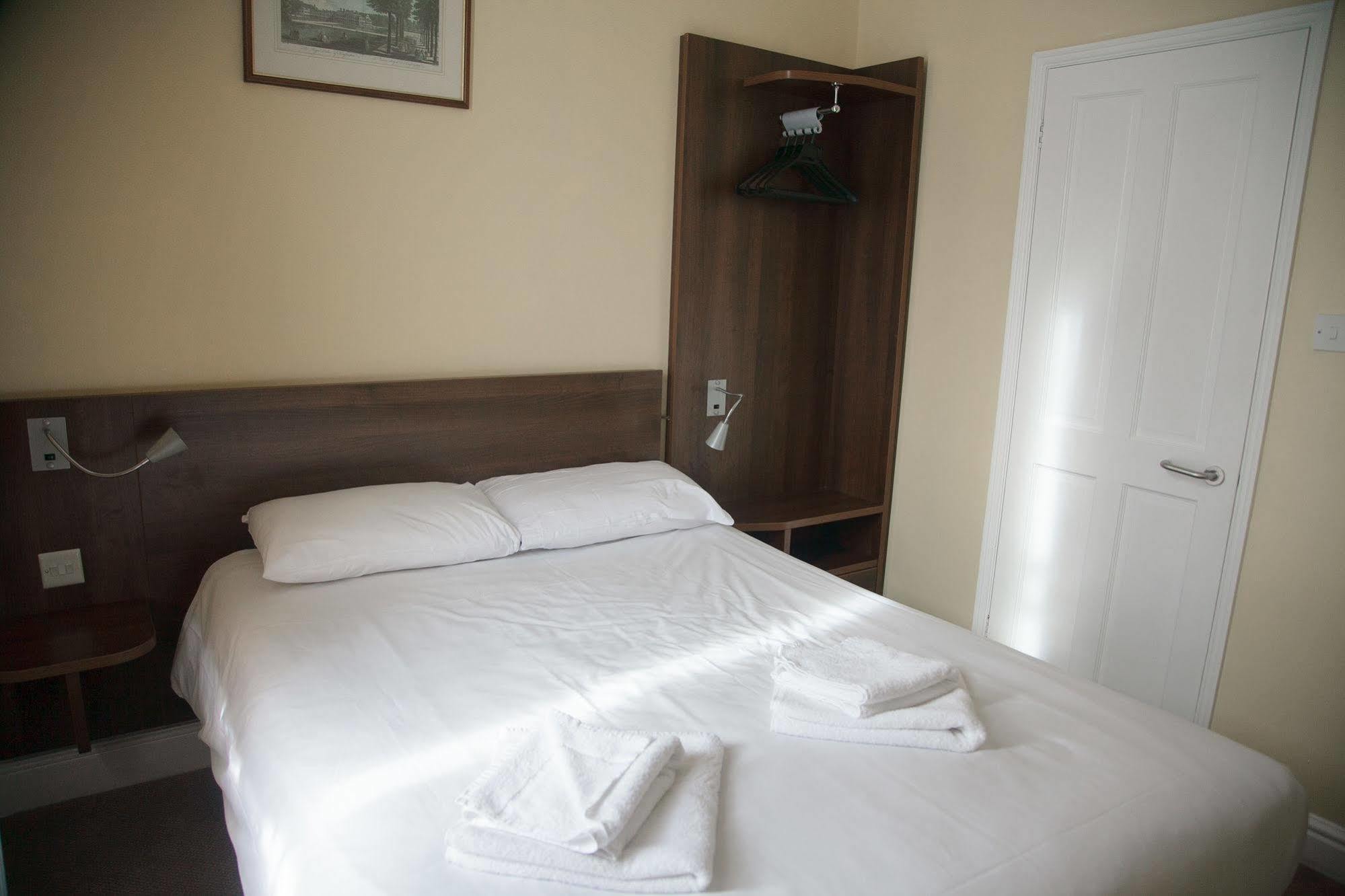 Victoria Inn London Luaran gambar