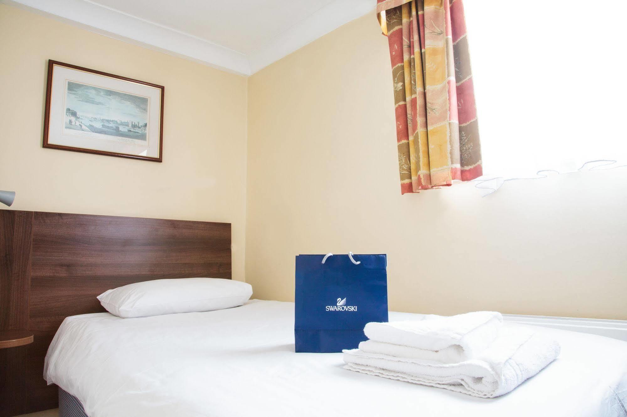 Victoria Inn London Luaran gambar